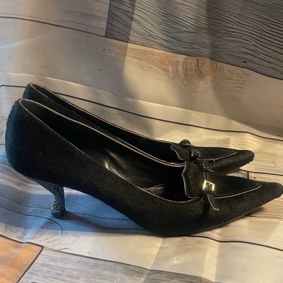 PRADA - Black Buckle Pointed Toe Pony Hair Low Heel Kitten Pumps Sz 40.5 US 10.5 - Picture 4 of 10